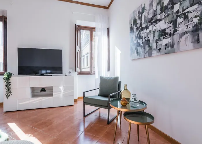 The Rent - Three-bedroom Near Piazza Barberini Apartamento Roma