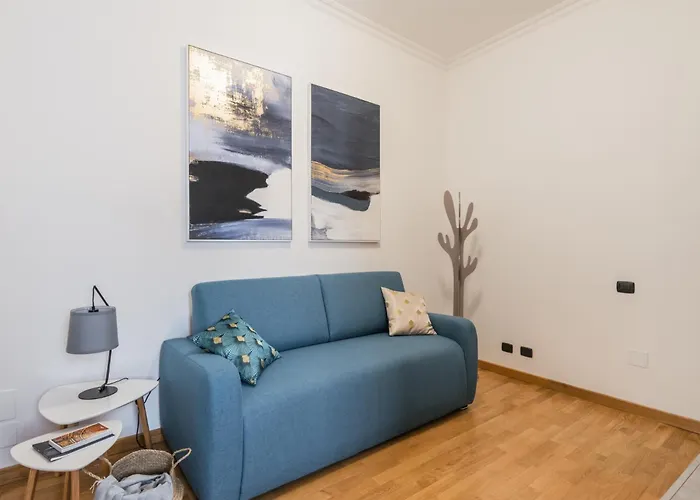The Rent - Three-bedroom Near Piazza Barberini Apartamento